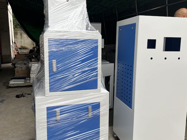 機柜鈑金